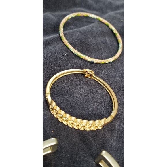 Twelve various bracelets goldtone , black and silvertone 51124 - Picture 9 of 16